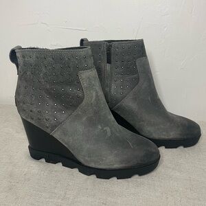 Sorel Women's Joan Uptown Boot Waterproof Wedge Heel Gray Studded Leather